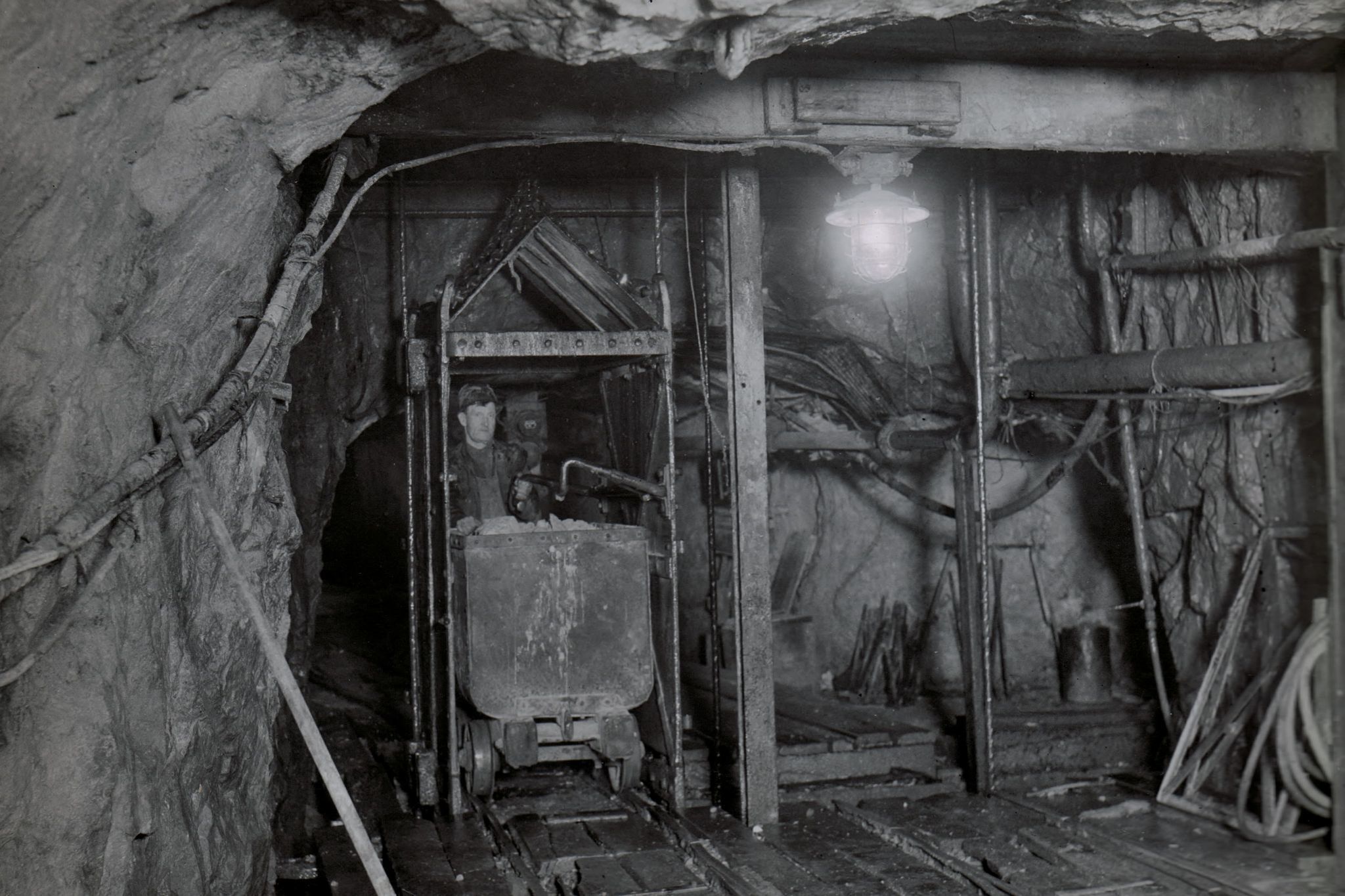 The bottom of the shaft at Pen-y-Bryn, circa 1941. Photo courtesy of Rob Richardson