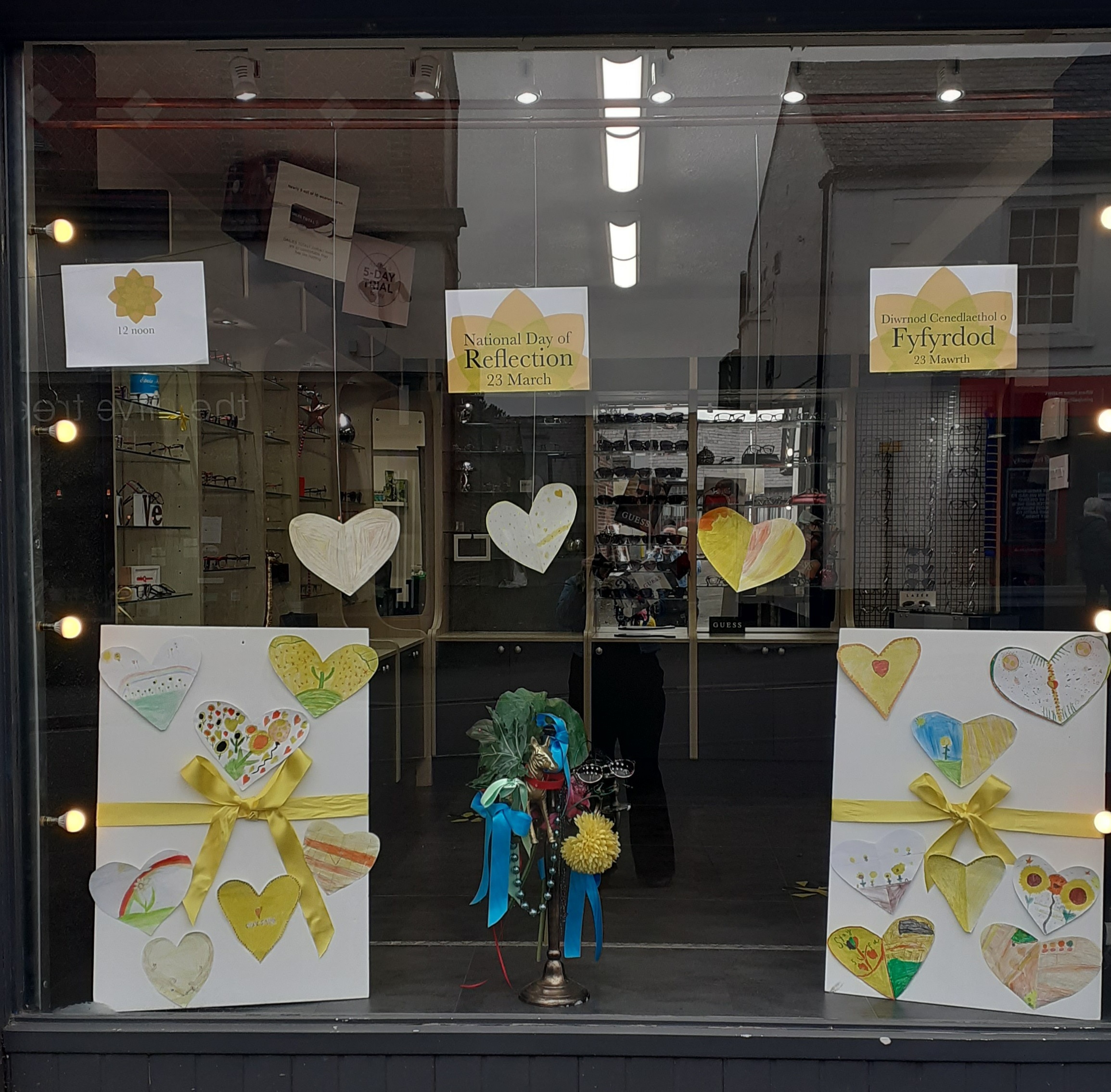 The yellow hearts display by Year 4 pupils from Ysgol Bryn Gwalia, at Alton Murphy Optometrists.