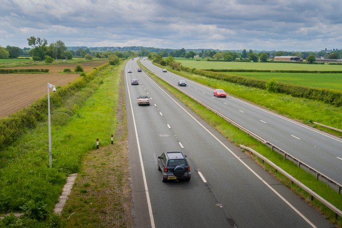 Resurfacing work extended on A483 in Wrexham between Gresford and Rossett.