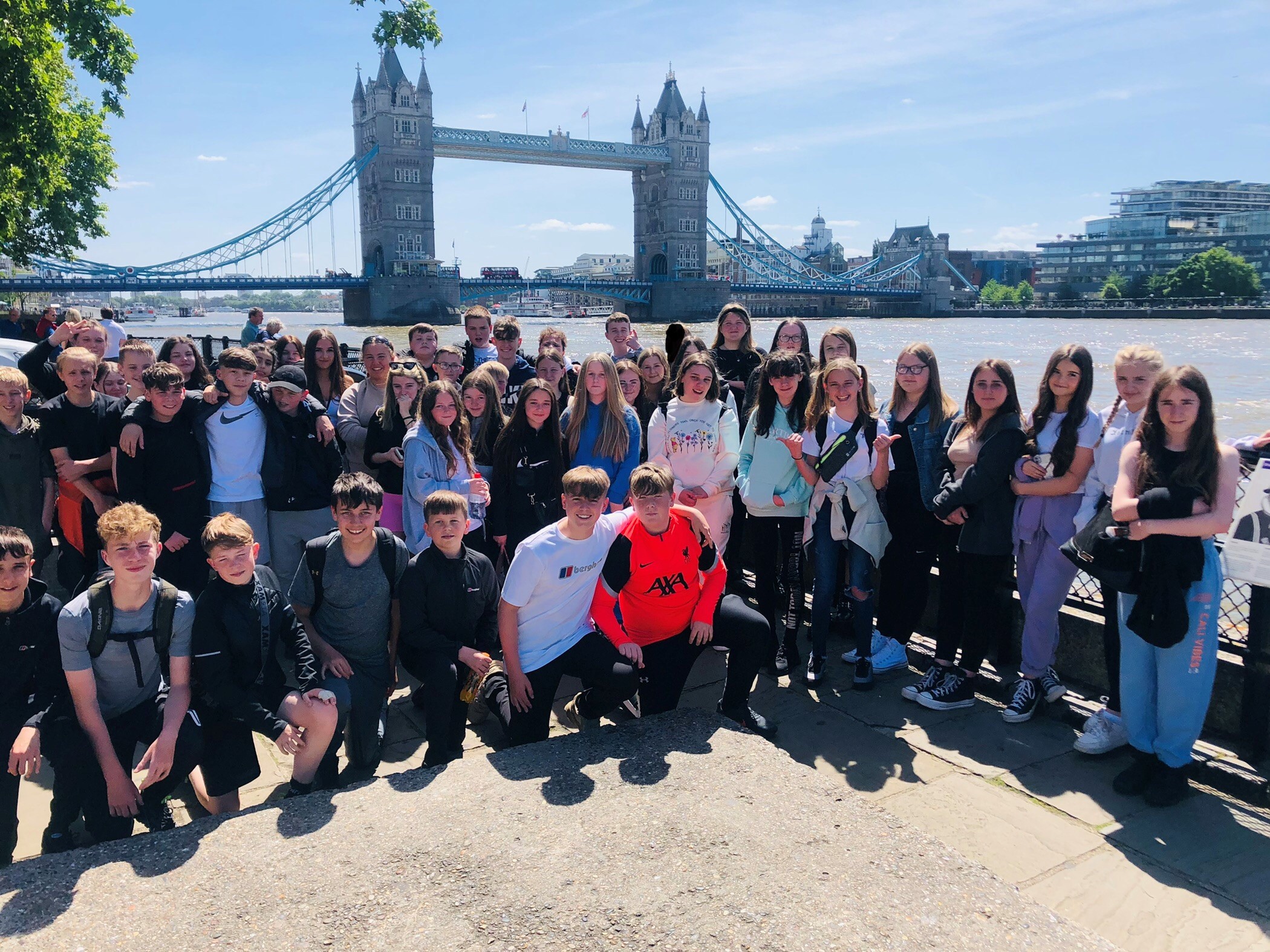 Flint High School students arrive in London ready to explore the City’s iconic sights.