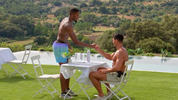 The Leader: Remi and Jay congratulate each other after their dates on Love Island, tonight at 9pm on ITV2 and ITV Hub. Episodes are available the following morning on BritBox. Credit: ITV