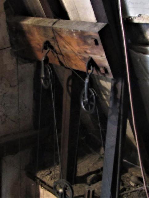 The Leader: Some of the old-fashioned pulleys which help control the clock (image: Llanblogger)