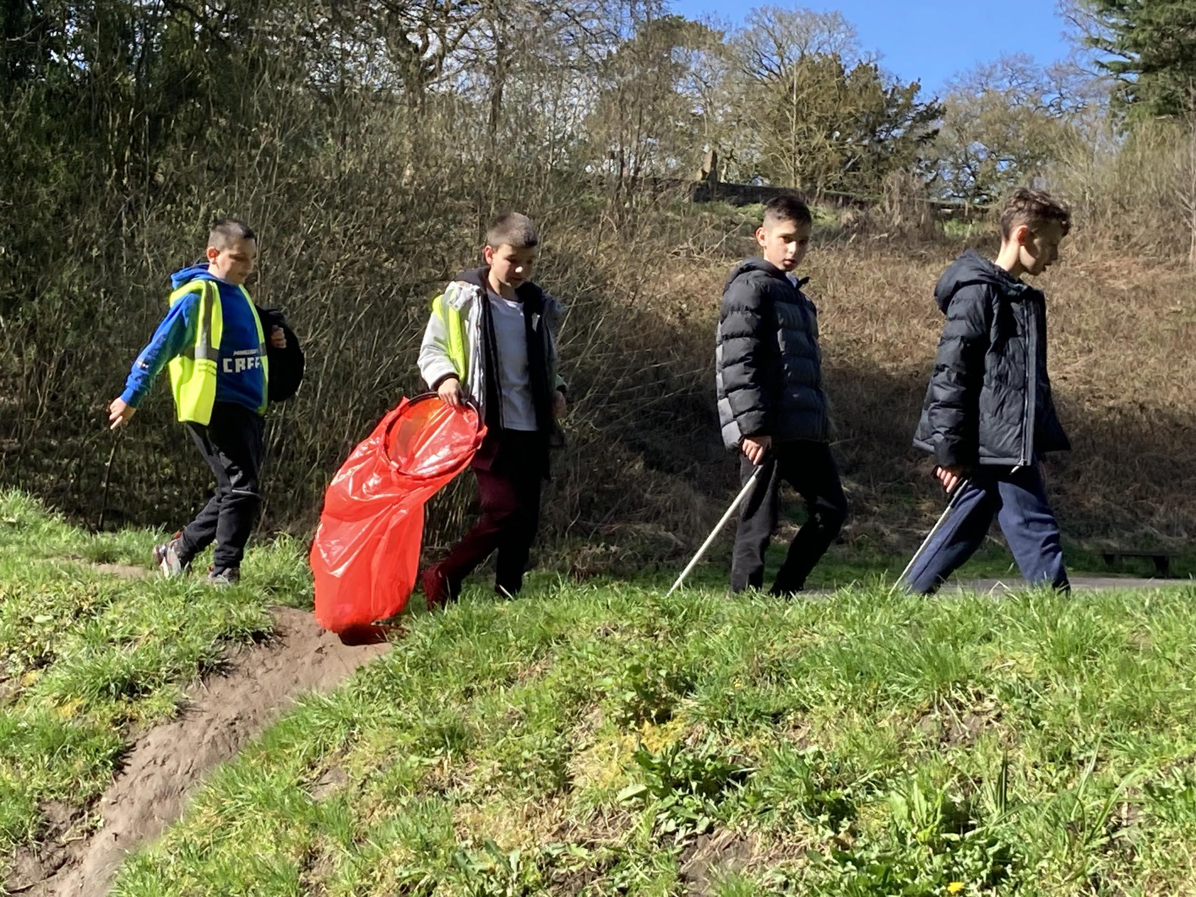 Litterpick in the community for pupils at Ysgol Ty Ffynnon.