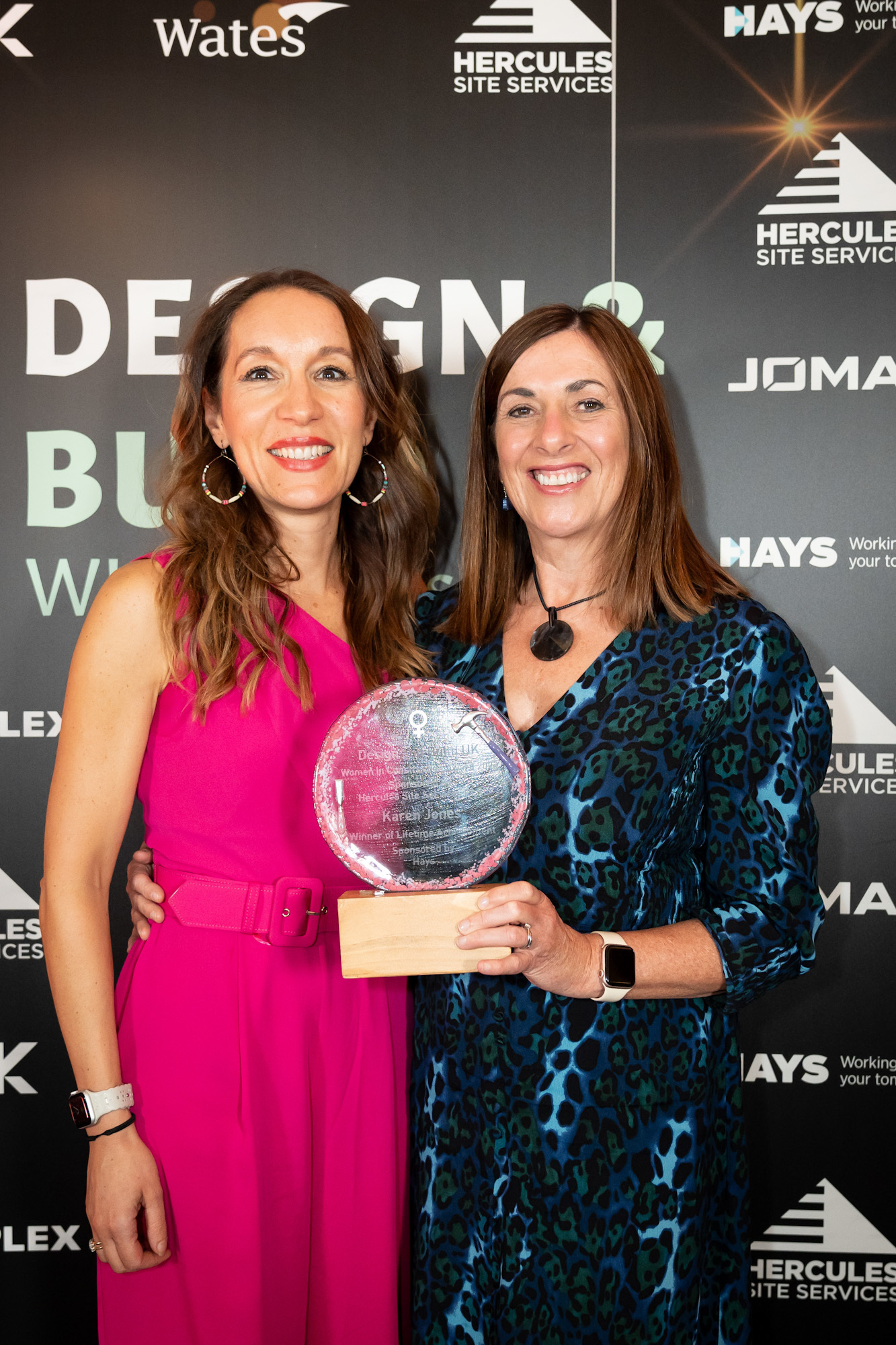 Karen with from Gaelle Blake, of Hays. Photo: The Design and Build UK Women in Construction Awards 2023