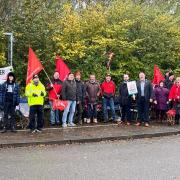 Deca workers on strike in Sealand.