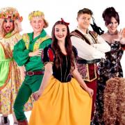 Cast of Snow White and the Seven Dwarfs at the Stiwt theatre in Rhos.